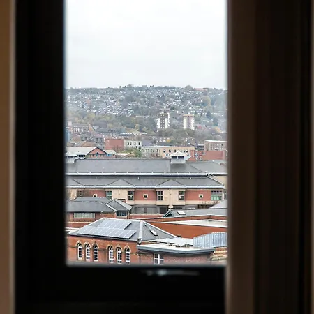 Stylish 2 Bed Apt 104 - City Centre, Free Parking, Coffee Machine & Netflix - Hosted By Stay Host Save Sheffield Exterior photo